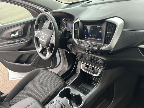 Used 2022 GMC Terrain SLE w/ Driver Convenience Package image 12