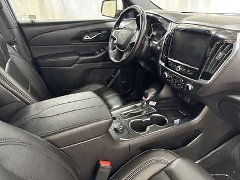 Certified 2023 Chevrolet Traverse RS w/ LPO, Floor Liner Package AWD/4WD image 34