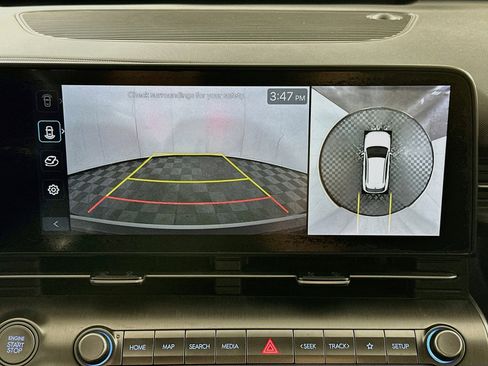 Used 2024 Hyundai Kona Limited FWD image 23