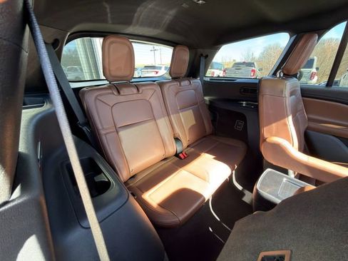 Used 2023 Lincoln Aviator Grand Touring w/ Equipment Group 301A image 11