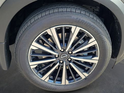 New 2026 Nissan Pathfinder Platinum w/ Cargo Package FWD image 7