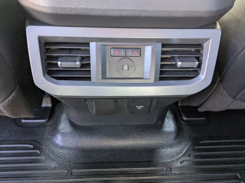 Certified 2024 Ford F350 Lariat w/ Lariat Ultimate Package AWD/4WD image 38