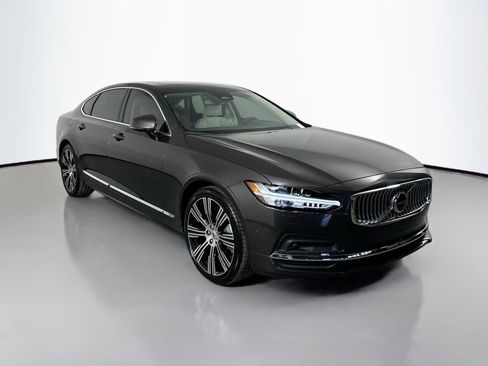 New 2025 Volvo S90 B6 Plus image 3