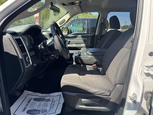 Used 2019 RAM 1500 Warlock AWD/4WD image 10