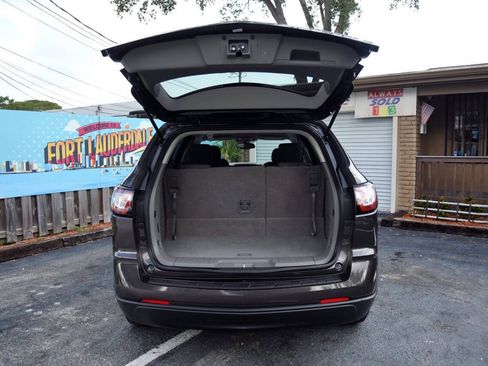 Used 2014 Chevrolet Traverse LS FWD image 39