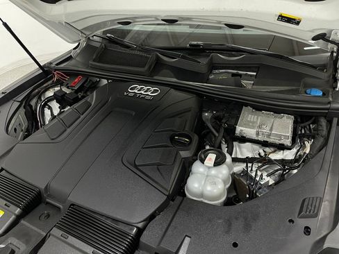 Used 2018 Audi Q7 3.0T Prestige w/ Prestige Package image 30