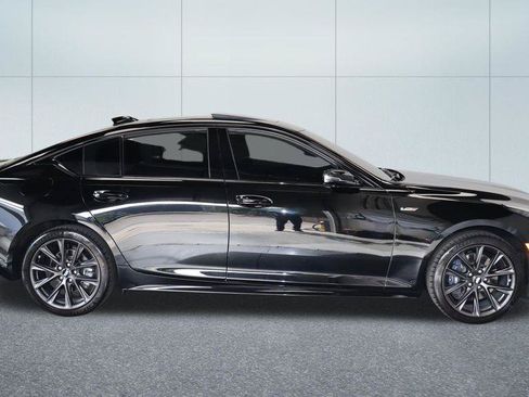 Certified 2026 Cadillac CT5 V AWD/4WD image 8