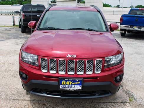 Used 2014 Jeep Compass Latitude FWD image 9