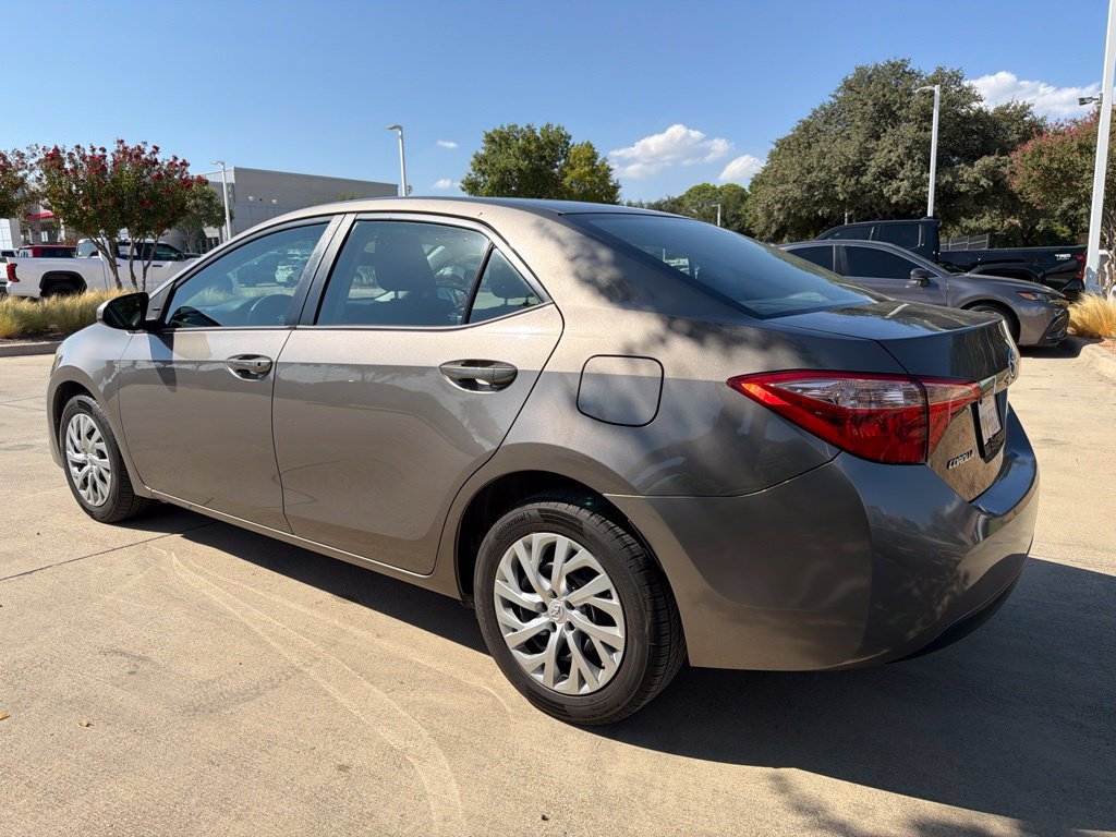 Used 2019 Toyota Corolla LE FWD image 9