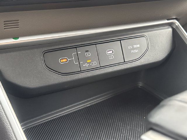 Certified 2026 Kia Carnival FWD image 36