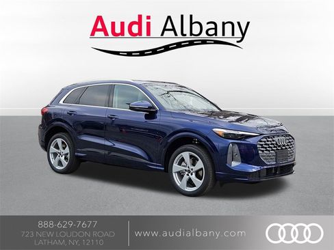 New 2025 Audi Q5 Premium Plus image 1