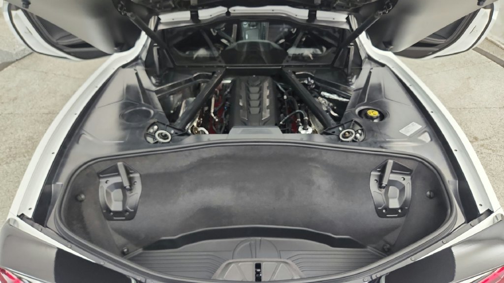 Used 2023 Chevrolet Corvette Stingray Premium Cpe w/ Z51 Performance Package RWD image 44