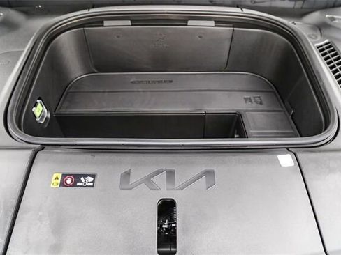 New 2026 Kia EV9 Wind image 25