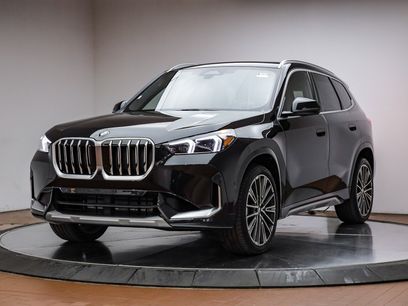 New 2025 BMW X1 xDrive28i w/ Premium Package