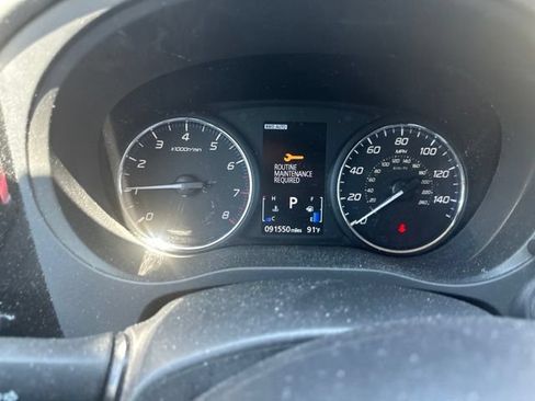 Used 2018 Mitsubishi Outlander AWD image 6