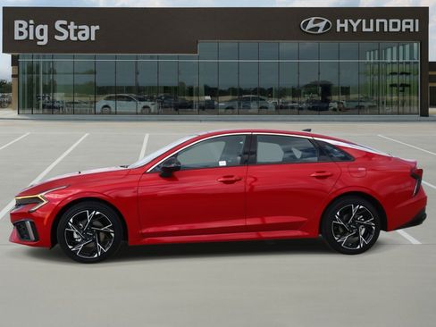 Used 2025 Kia K5 GT-Line w/ GT-Line Premium Package image 2