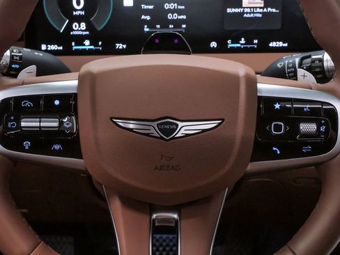 Certified 2026 Genesis GV70 2.5T Advanced AWD/4WD image 21