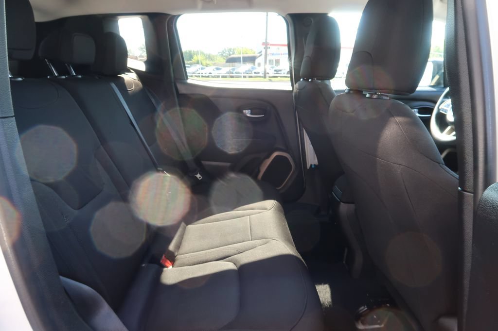 Used 2017 Jeep Renegade Sport w/ Power & Air Group FWD image 10