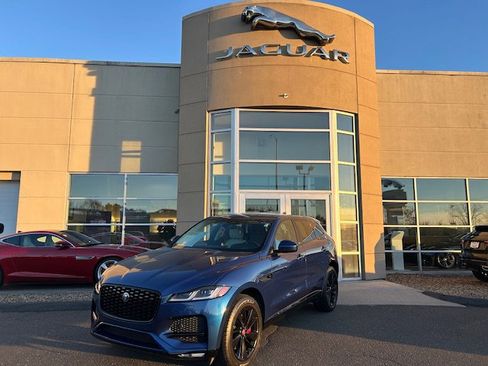 Certified 2023 Jaguar F-PACE S image 1