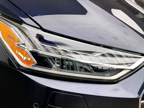 Used 2021 Audi A7 e Premium Plus w/ Interior Protection Package image 27