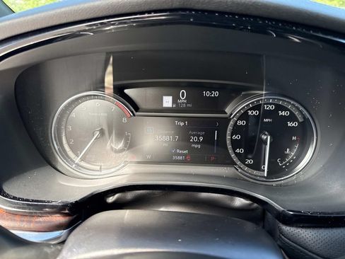 Used 2023 Cadillac XT5 Premium Luxury FWD image 37