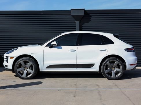 Certified 2020 Porsche Macan S image 2