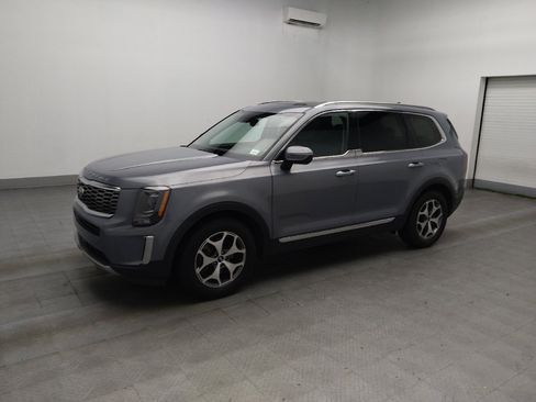 Used 2020 Kia Telluride EX AWD/4WD image 2