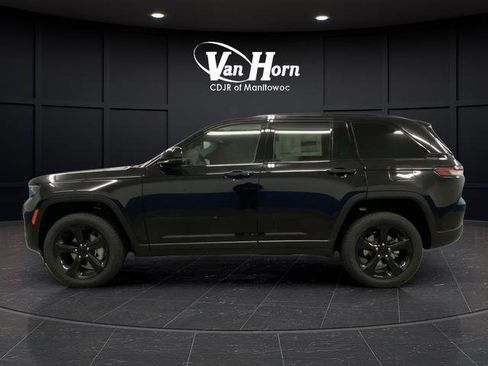 New 2025 Jeep Grand Cherokee Limited w/ Luxury Tech Group II AWD/4WD image 13