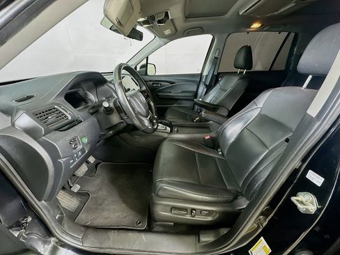 Used 2020 Honda Pilot Elite image 15