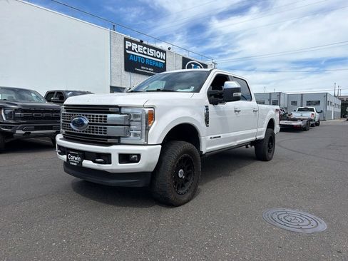 Used 2017 Ford F350 Platinum w/ Platinum Ultimate Package AWD/4WD image 1