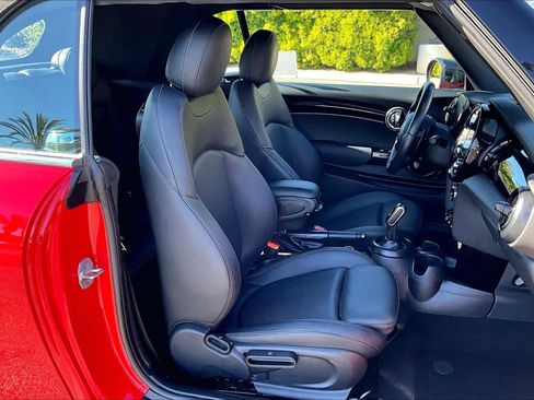 Used 2024 MINI Cooper S image 8