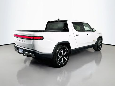 Used 2022 Rivian R1T Adventure AWD/4WD image 7