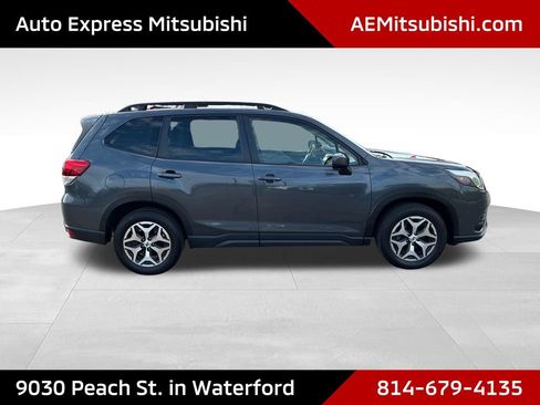 Used 2023 Subaru Forester Premium AWD/4WD image 8
