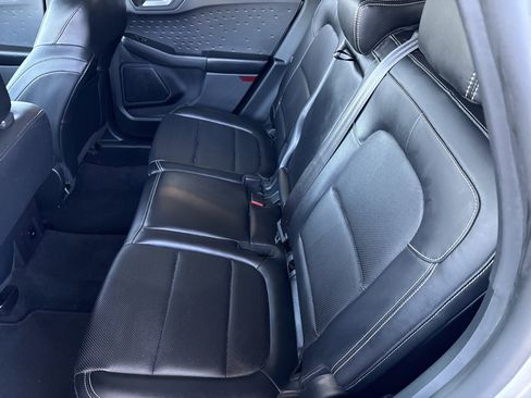 Used 2020 Ford Escape SEL image 9