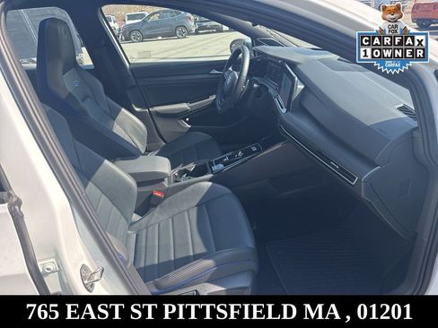 Used 2024 Volkswagen Golf R image 20