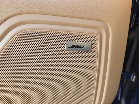 Used 2022 Porsche Macan image 22