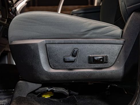 Used 2014 RAM 2500 SLT w/ Luxury Group RWD image 20