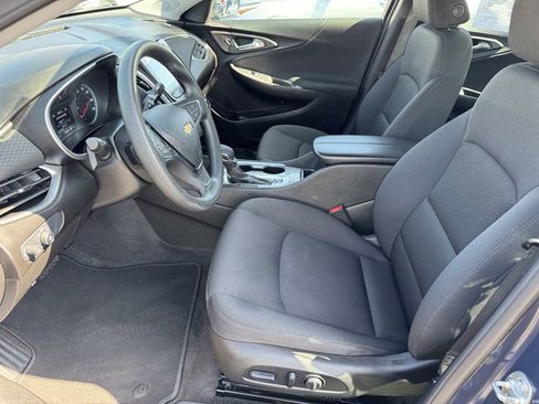 Used 2025 Chevrolet Malibu LT FWD image 25