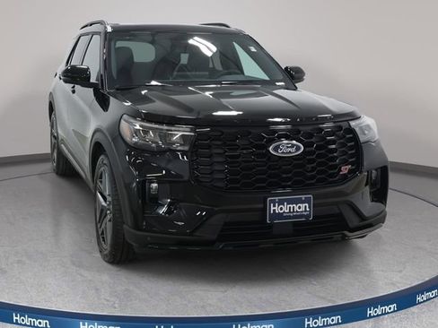 Used 2026 Ford Explorer ST w/ Sun And Sound Package image 4