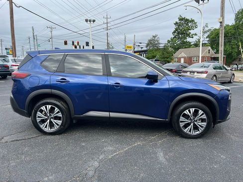 Used 2023 Nissan Rogue SV AWD/4WD image 5
