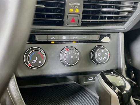 Used 2023 Volkswagen Jetta Sport FWD image 15