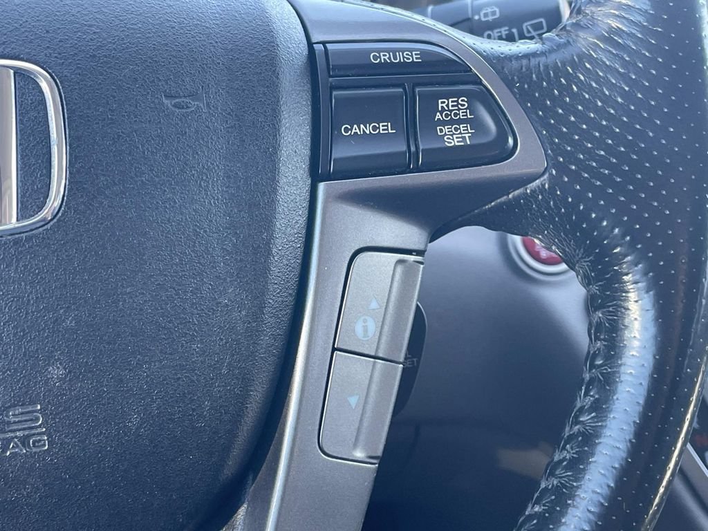 Used 2015 Honda Odyssey Touring Elite image 28