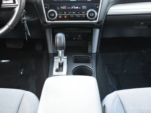 Used 2019 Subaru Outback 2.5i Premium AWD/4WD image 27