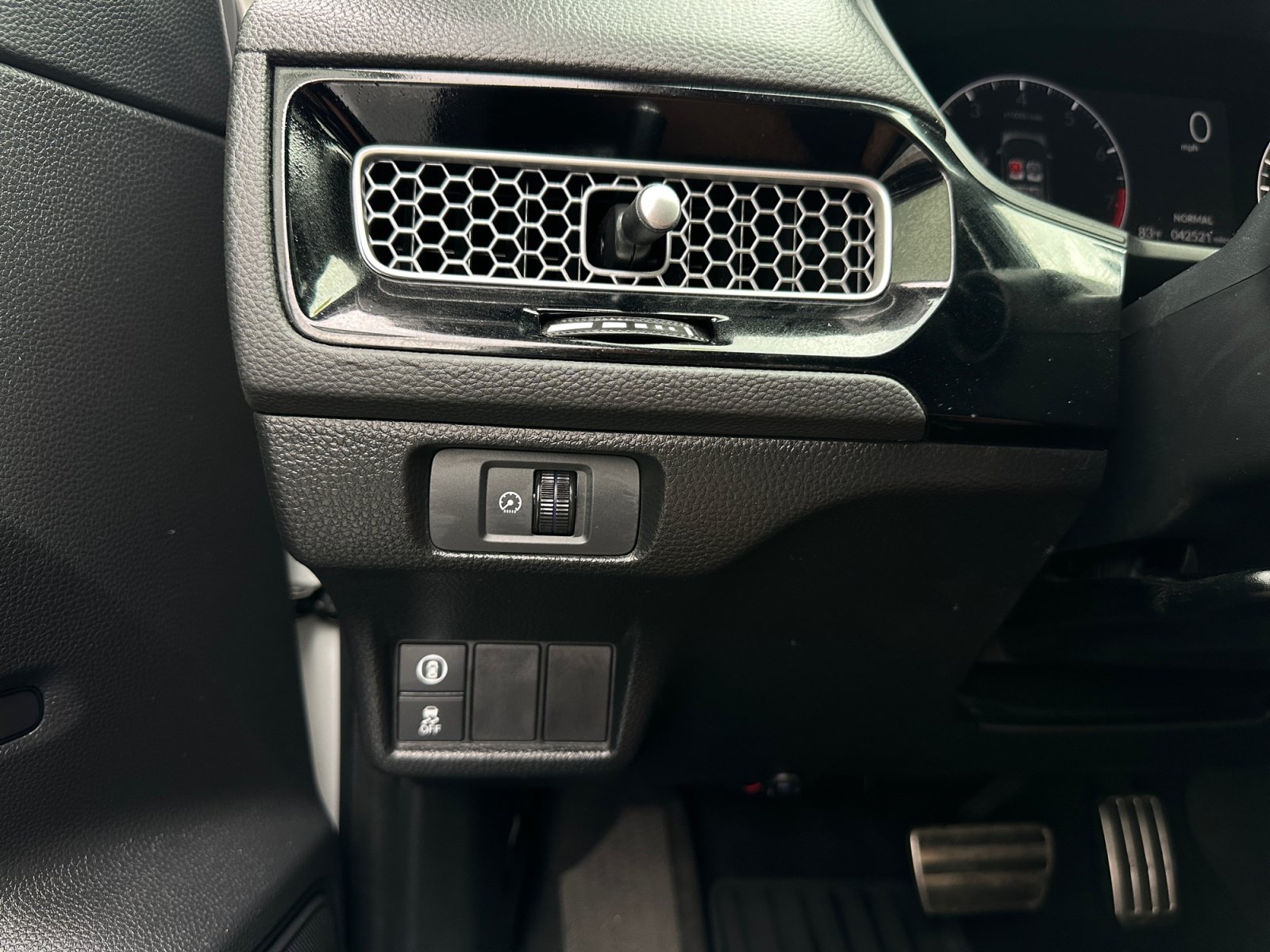 Used 2023 Honda Civic Sport image 21