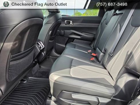 Used 2021 Kia Sorento S w/ Panoramic Sunroof Package FWD image 37