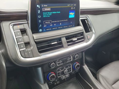 Used 2022 Chevrolet Tahoe LT w/ Luxury Package AWD/4WD image 9