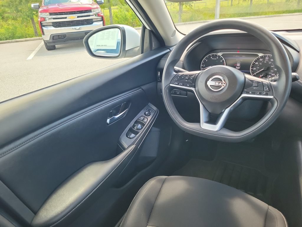 Certified 2024 Nissan Sentra SV FWD image 15