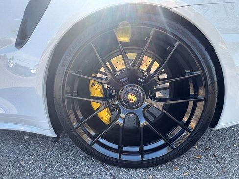 Used 2015 Porsche 911 Turbo S image 38