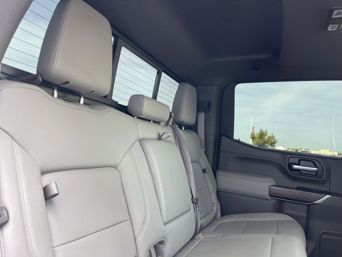 Used 2022 GMC Sierra 1500 SLT image 25