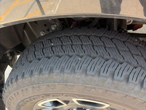 Used 2026 Ford F250 Platinum AWD/4WD image 5
